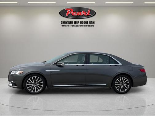 2018 Lincoln Continental Select