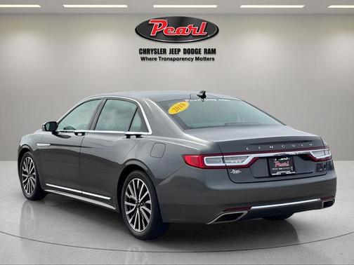 2018 Lincoln Continental Select