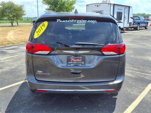 2019 Chrysler Pacifica Touring-L Plus