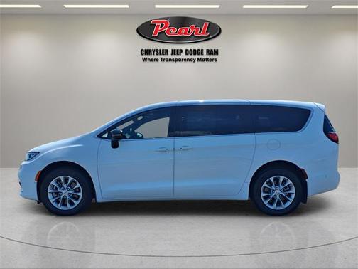 2025 Chrysler Pacifica L