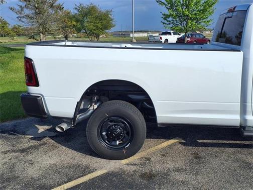 2025 RAM 2500 Tradesman Crew Cab 4x4 8' Box
