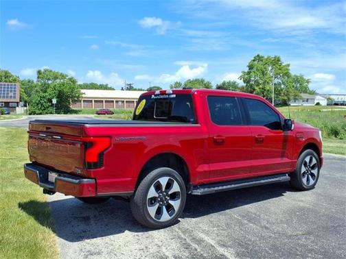 2022 Ford F-150 Lightning Platinum