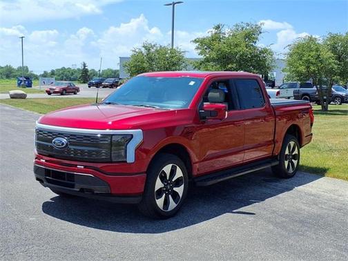 2022 Ford F-150 Lightning Platinum