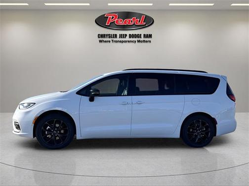 2026 Chrysler Pacifica L