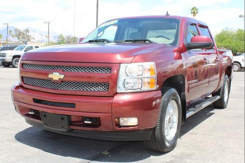Candy Apple 2009 Chevrolet Silverado 1500 LT Crew Cab