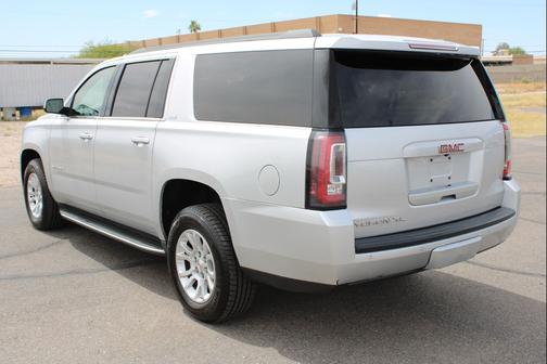 Silver 2016 GMC Yukon XL SLE