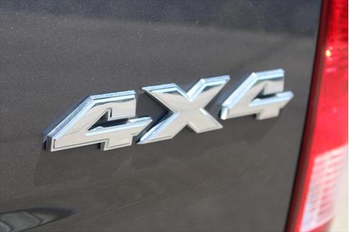 2015 RAM 1500 4WD Crew Cab 140.5 Outdoorsman