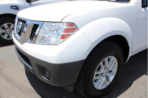 2019 Nissan Frontier SV
