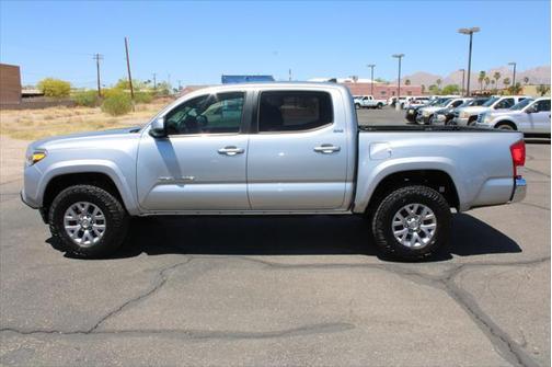 2017 Toyota Tacoma SR5