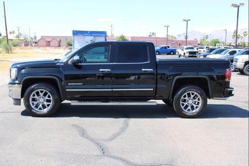 Onyx Black 2017 GMC Sierra 1500 SLT