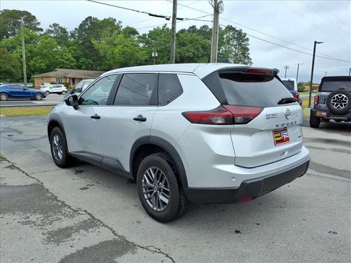 Brilliant Silver Metallic 2024 Nissan Rogue S