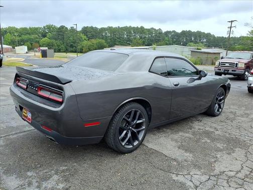 Granite Pearlcoat 2019 Dodge Challenger SXT