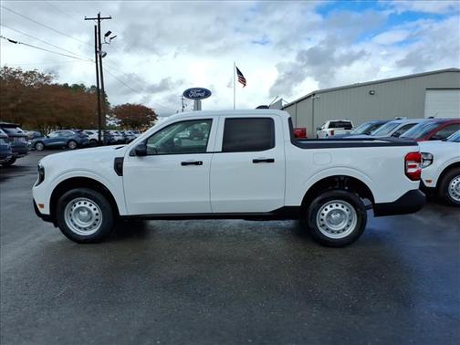 2025 Ford Maverick XL