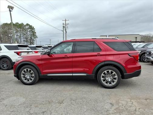 2025 Ford Explorer Platinum