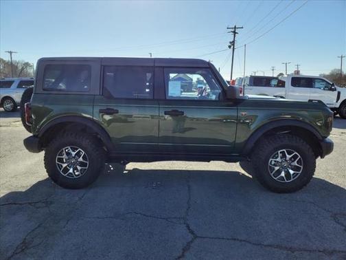 2023 Ford Bronco Badlands