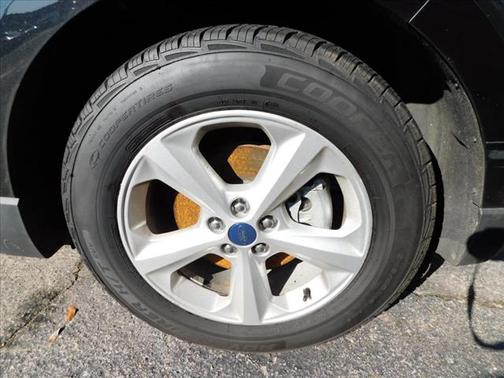 2019 Ford Edge SE