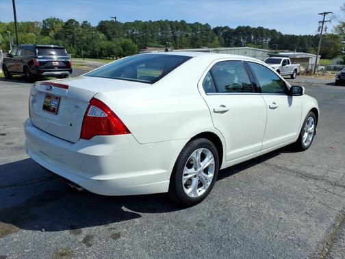 2012 Ford Fusion SE