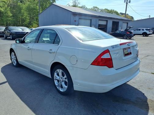 2012 Ford Fusion SE