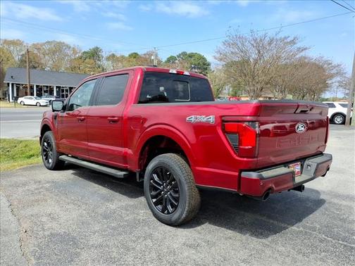 Ruby Red Metallic Tinted Clearcoat 2026 Ford F-150 XLT
