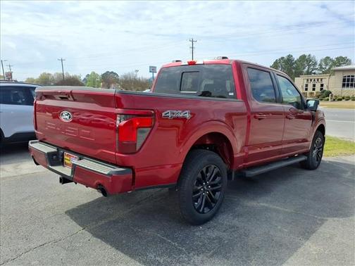 Ruby Red Metallic Tinted Clearcoat 2026 Ford F-150 XLT