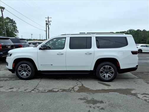 Bright White Clearcoat 2024 Jeep Wagoneer L Series II 4x2