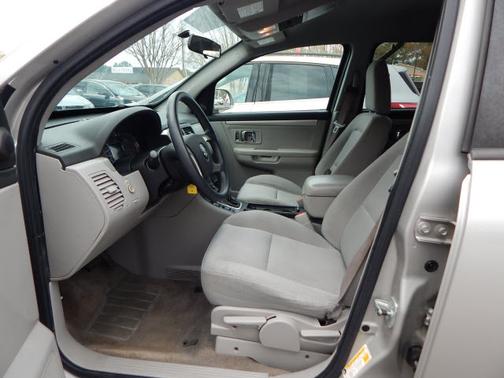 2007 Suzuki XL7 Base