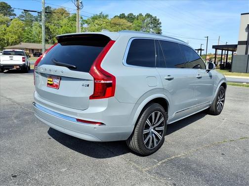 2025 Volvo XC90 B5 Core