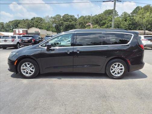 2020 Chrysler Voyager LXI