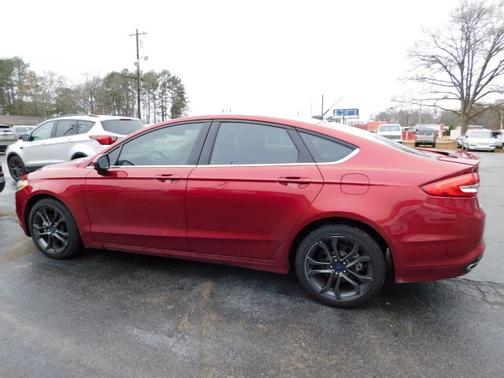2018 Ford Fusion SE