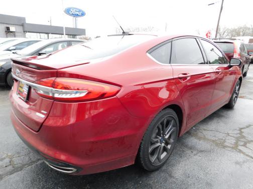 2018 Ford Fusion SE