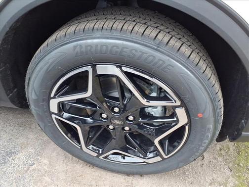 2026 Ford Escape Platinum