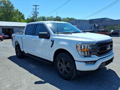 Oxford White 2023 Ford F-150 XLT