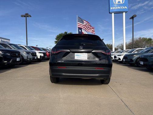 2026 Honda HR-V 2WD Sport