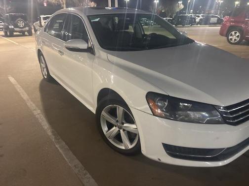 2012 Volkswagen Passat 2.5 SE