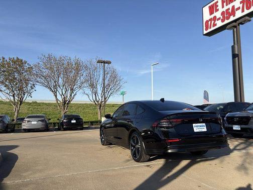 Crystal Black Pearl 2026 Honda Accord Hybrid Sport