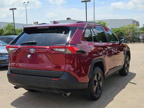 Ruby Flare Pearl 2022 Toyota RAV4 Hybrid XLE