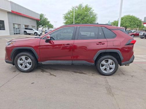 Ruby Flare Pearl 2022 Toyota RAV4 Hybrid XLE