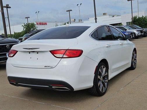 Bright White Clearcoat 2015 Chrysler 200 C