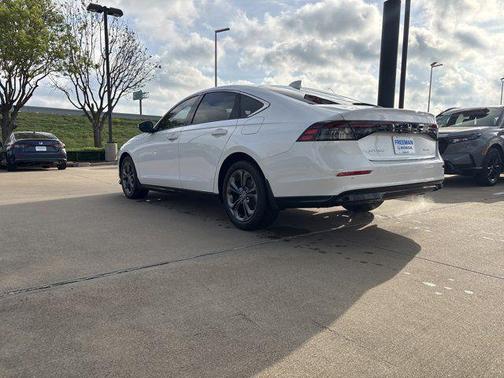 Platinum White Pearl 2026 Honda Accord Hybrid EX-L