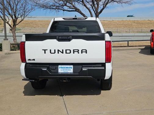 2025 Toyota Tundra SR5