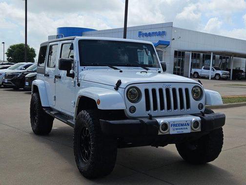 2016 Jeep Wrangler Unlimited Sahara