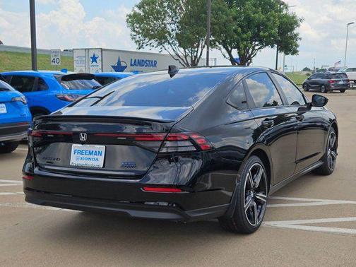 Crystal Black Pearl 2026 Honda Accord Hybrid Sport