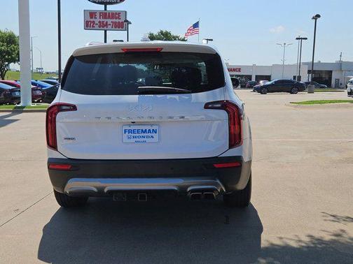 Glacial White Pearl 2022 Kia Telluride EX