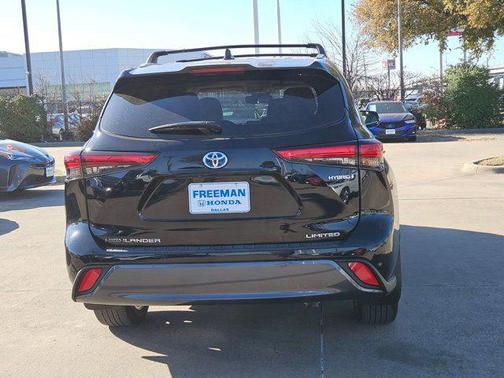 2023 Toyota Highlander Hybrid Limited