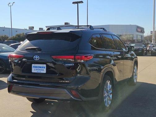 2023 Toyota Highlander Hybrid Limited