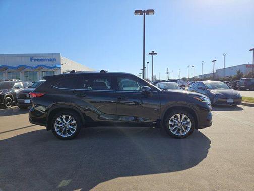 2023 Toyota Highlander Hybrid Limited