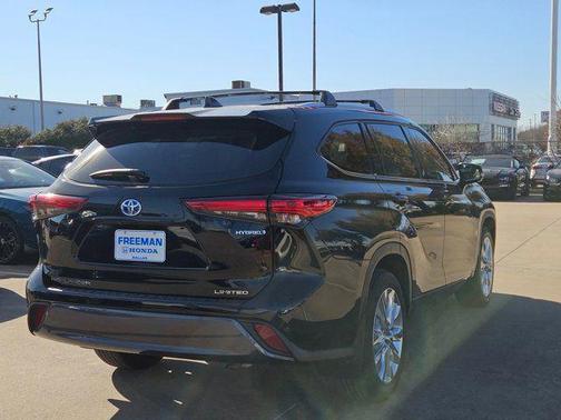 2023 Toyota Highlander Hybrid Limited