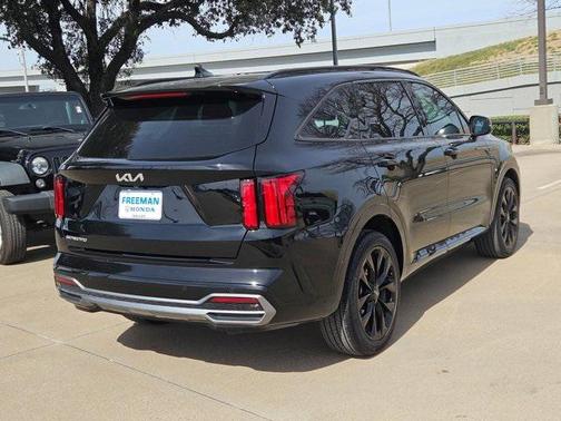 2023 Kia Sorento SX