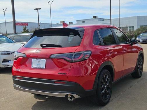 2025 Honda HR-V 2WD Sport