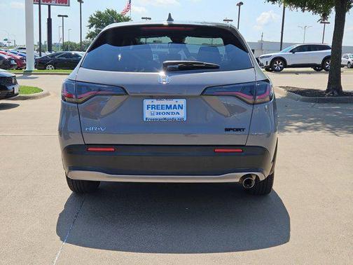 Urban Gray Pearl 2024 Honda HR-V 2WD Sport